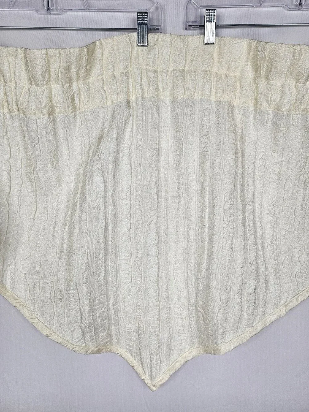 Croscill Valance Set of 5 | Ivory Textured Scalloped Curtains
